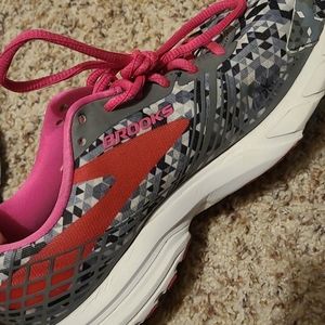 Brooks Launch 3 running shoe